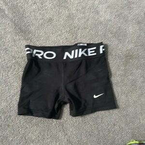 Black girls small Nike biker shorts